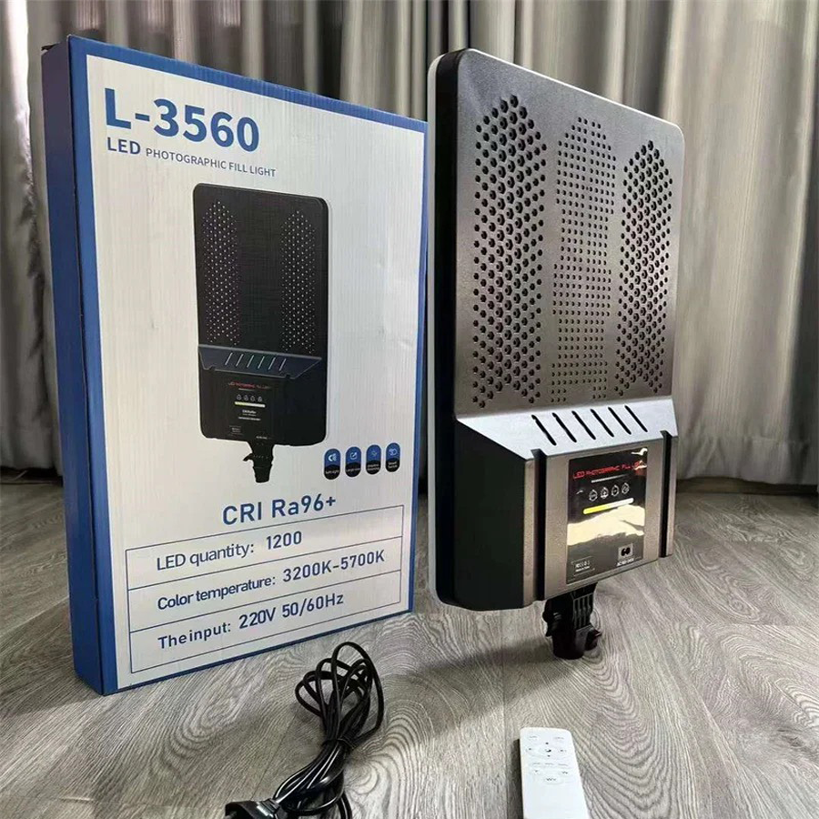 Đèn livestream L3560 24 inch